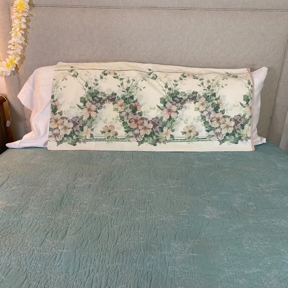 Vintage 50s King sized Pillow case cottagecore French Country